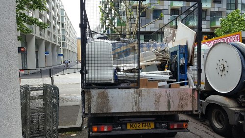 Implementing an effective waste management plan in an office setting